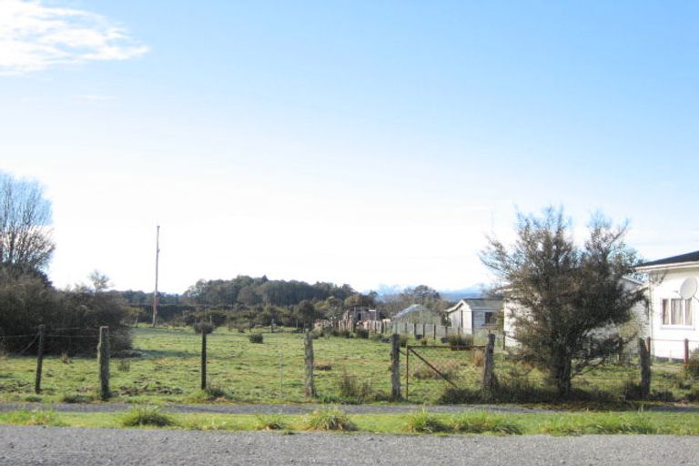 Photo of property in 62 Main Road, Blackball, 7804