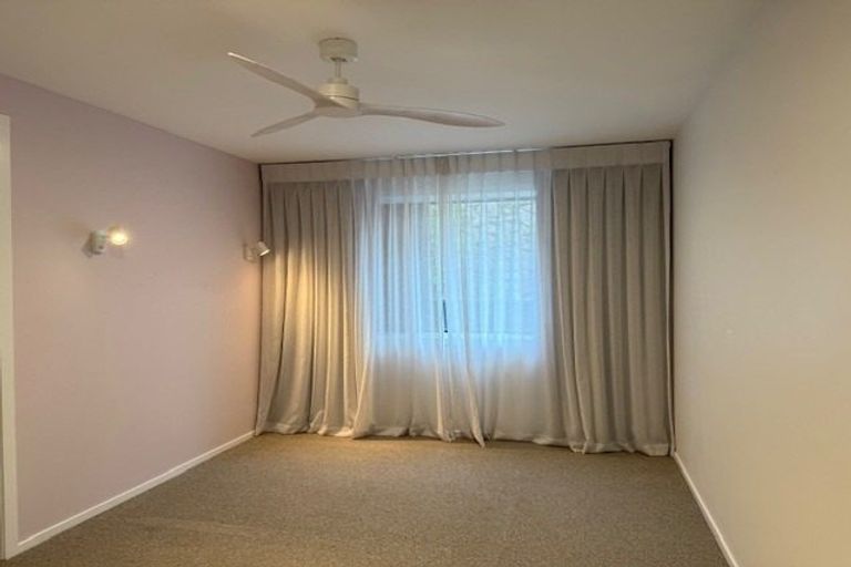 Photo of property in 2 Keam Way, Welcome Bay, Tauranga, 3112
