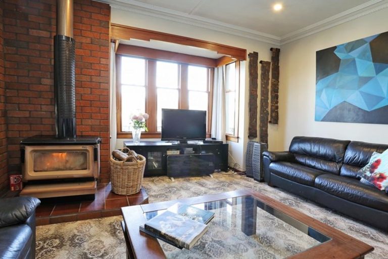 Photo of property in 156 Mackenzie Street, Winton, 9720