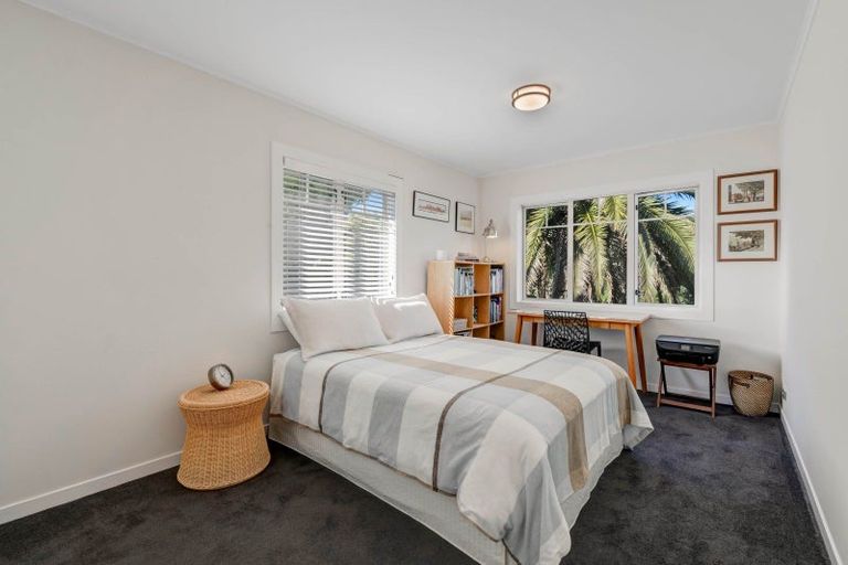 Photo of property in 65 Vipond Road, Stanmore Bay, Whangaparaoa, 0932