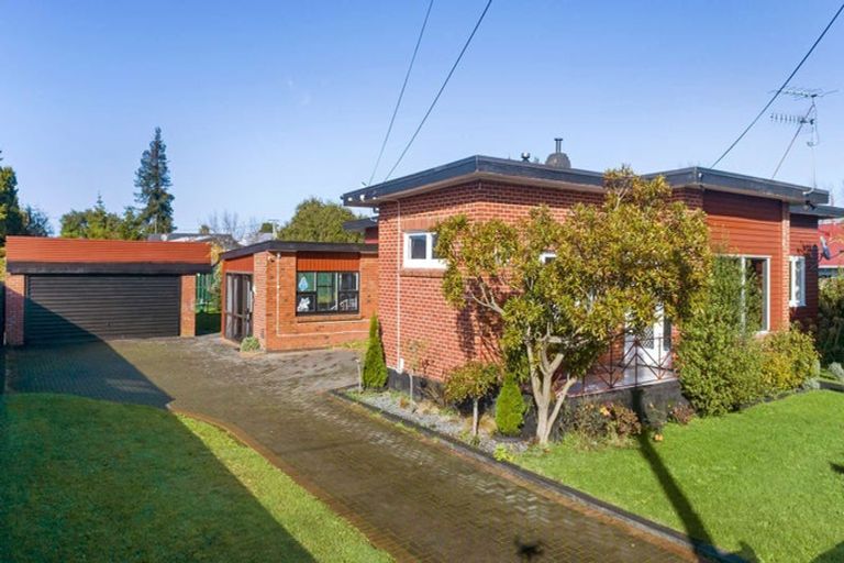 Photo of property in 7 Isobel Street, Fairy Springs, Rotorua, 3015