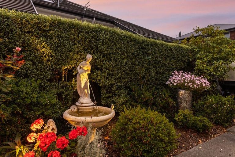 Photo of property in 6 Brookfield Drive, Northwood, Christchurch, 8051