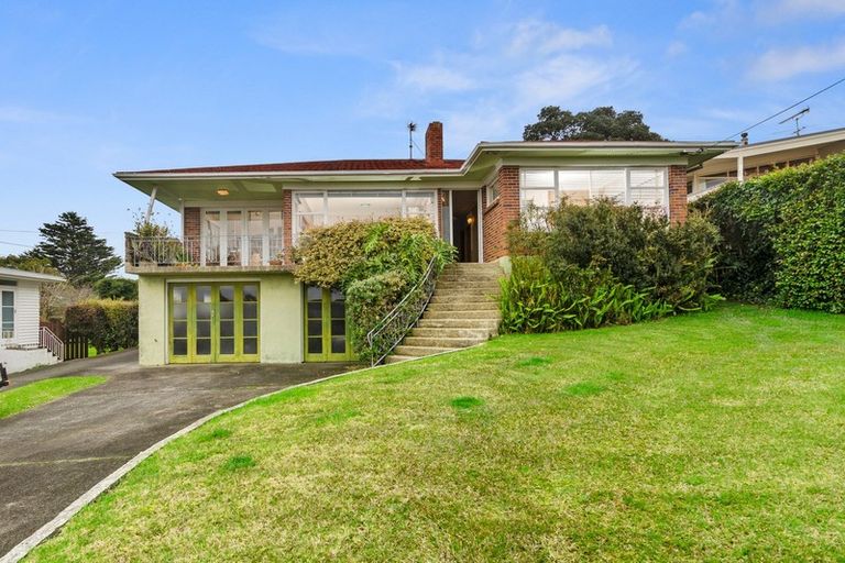 Photo of property in 60 Jaemont Avenue, Te Atatu South, Auckland, 0610