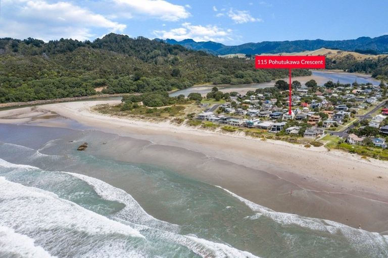 Photo of property in 115 Pohutukawa Crescent, Whangamata, 3620