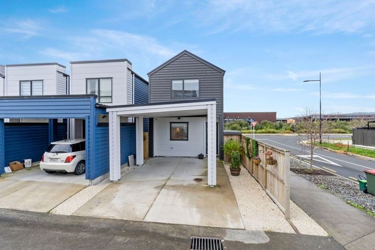 Photo of property in 19 Kaha Road, Takanini, 2110