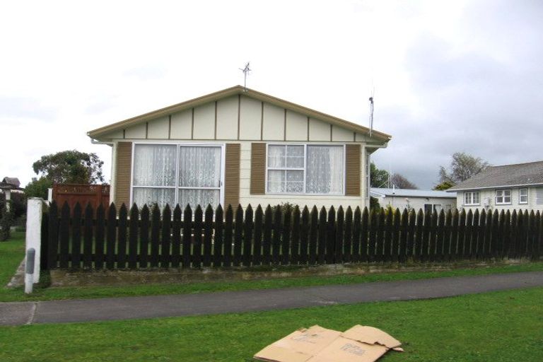 Photo of property in 42 Anakiwa Street, Kelvin Grove, Palmerston North, 4414