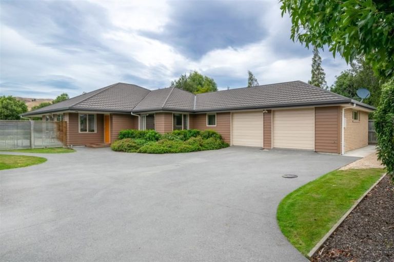 Photo of property in 63 Taylor Pass Road, Witherlea, Blenheim, 7201