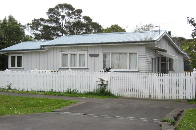 Photo of property in 60 Ferry Parade, Herald Island, Auckland, 0618