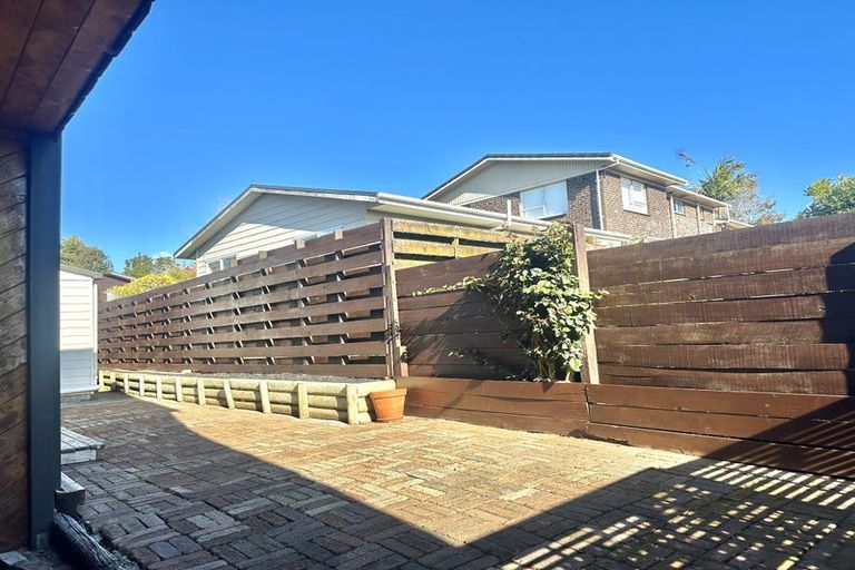 Photo of property in 2a Sirius Place, Botany Downs, Auckland, 2010