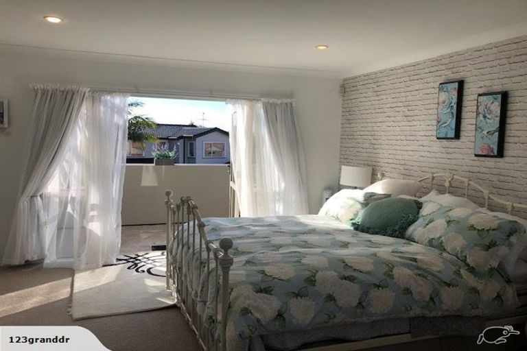 Photo of property in 44a Selwyn Road, Cockle Bay, Auckland, 2014