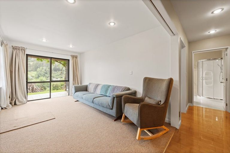 Photo of property in 8 Emerald Lane, Cashmere, Christchurch, 8022