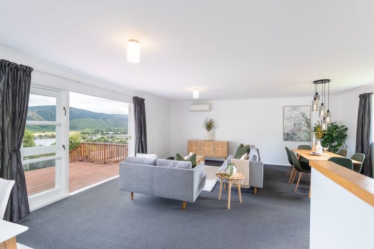 Photo of property in 22 Duncraig Street, Silverstream, Upper Hutt, 5019