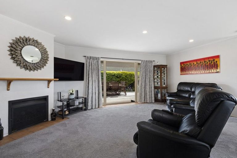 Photo of property in 27 Ridgeway Road, Pukekohe, 2120