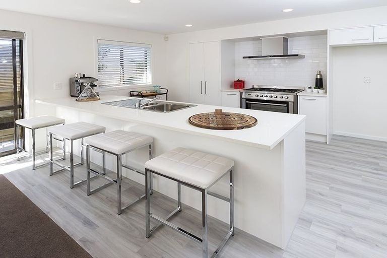 Photo of property in 32a Bleakhouse Road, Howick, Auckland, 2014