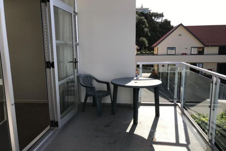 Photo of property in 4/306 Evans Bay Parade, Hataitai, Wellington, 6021