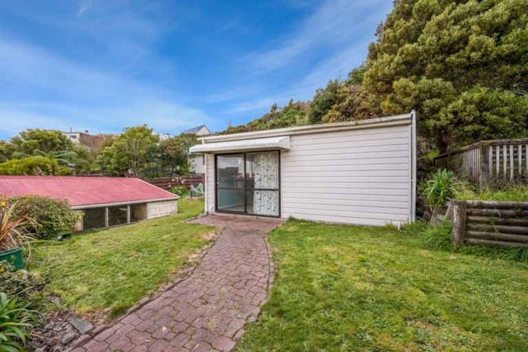 Photo of property in 13 Invercargill Drive, Kelson, Lower Hutt, 5010
