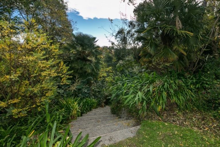 Photo of property in 34 Te Mata Peak Road, Havelock North, 4130