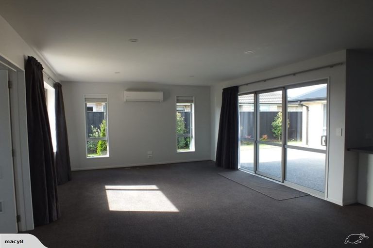 Photo of property in 4 Tommy Street, Pegasus, 7612