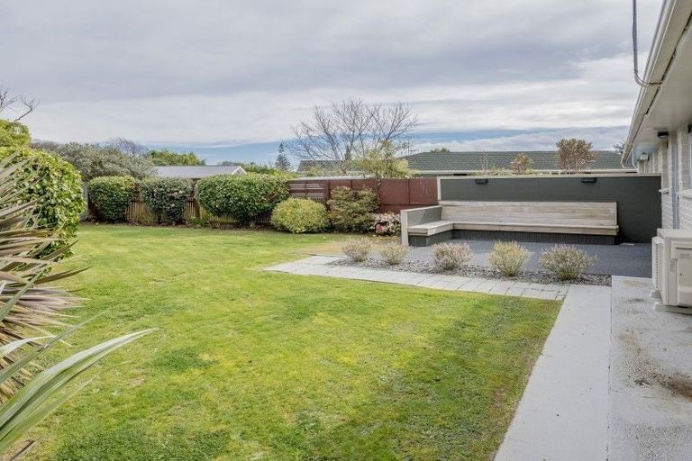 Photo of property in 22 Matai Street, Waikanae, 5036
