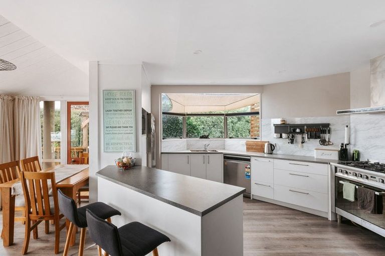 Photo of property in 197a Omokoroa Road, Omokoroa, 3114