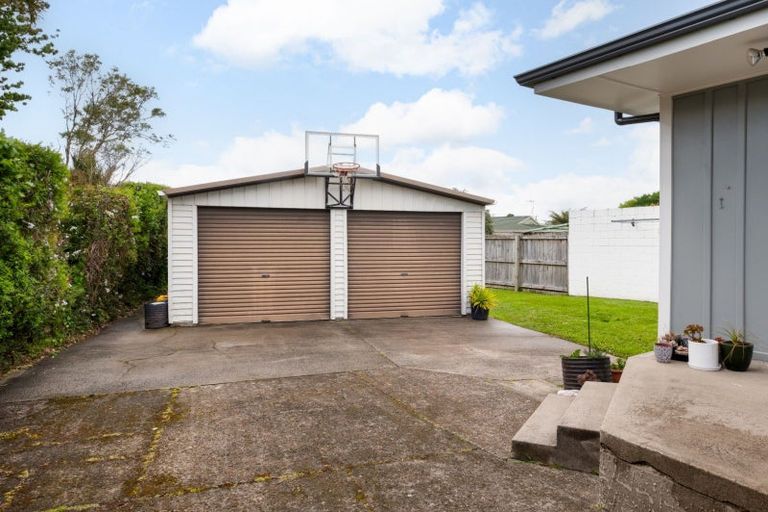 Photo of property in 24 Portal Crescent, Beerescourt, Hamilton, 3200