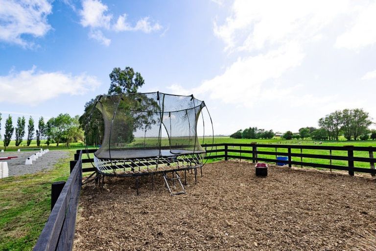 Photo of property in 33 Collinson Road, Ryal Bush, Invercargill, 9876