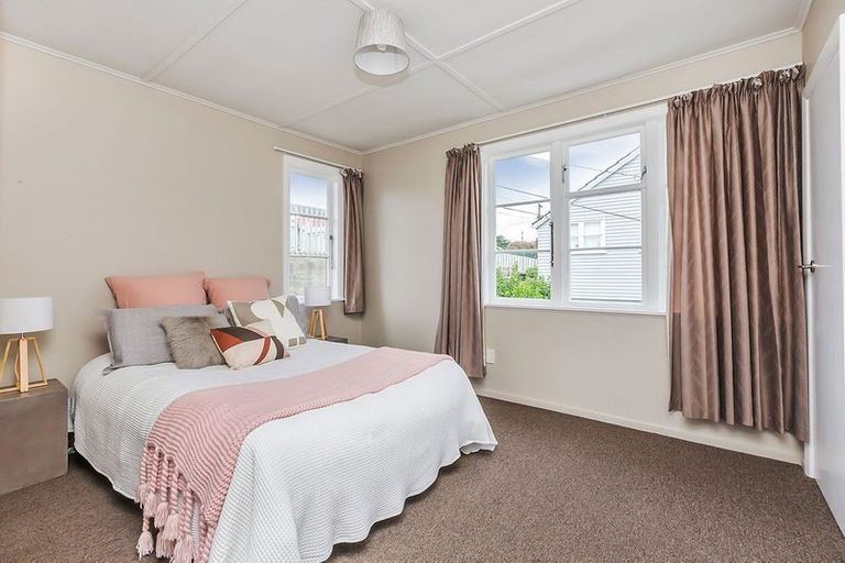 Photo of property in 11 Fisher Street, Johnsonville, Wellington, 6037