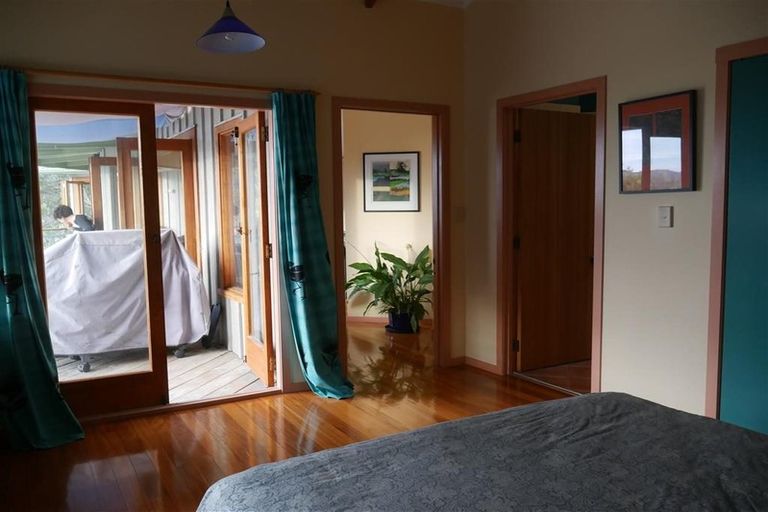 Photo of property in 6 Reotahi Road, Whangarei Heads, Whangarei, 0174