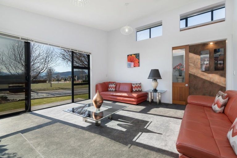Photo of property in 40 Kelliher Drive, Wanaka, 9305