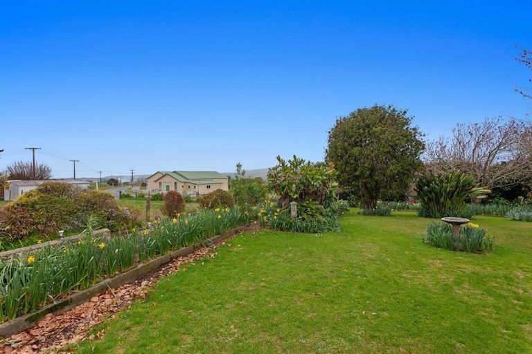 Photo of property in 304 Woodlands Road, Otara, Opotiki, 3198