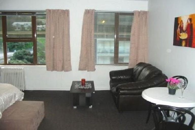Photo of property in Viccentral, 169 The Terrace, Wellington Central, Wellington, 6011