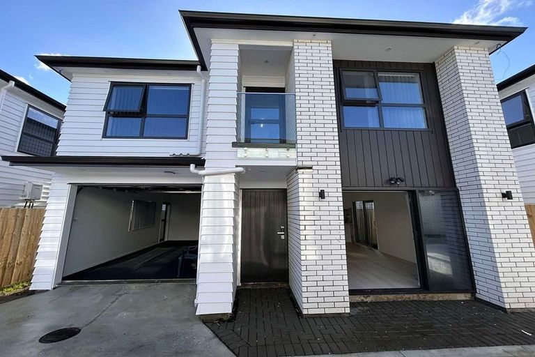 Photo of property in 14 James Street, Mangere East, Auckland, 2024