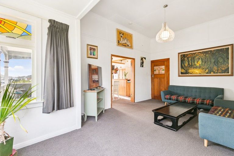Photo of property in 201 Melbourne Road, Island Bay, Wellington, 6023