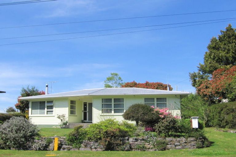Photo of property in 5 Nairn Road, Mangakakahi, Rotorua, 3015