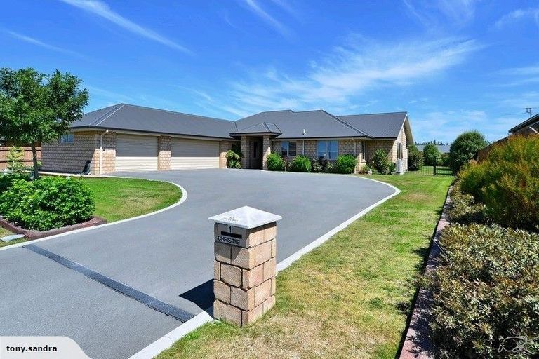 Photo of property in 1 Christie Place, Rolleston, 7614