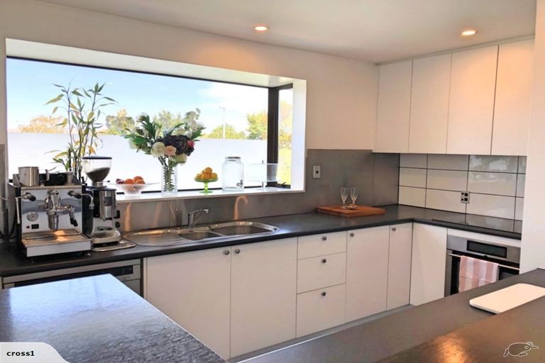 Photo of property in 60 Kellys Road, Mairehau, Christchurch, 8052