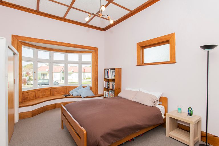 Photo of property in 33 Carnarvon Street, Gisborne, 4010