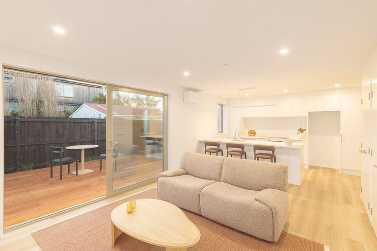Photo of property in 13 Effingham Street, North New Brighton, Christchurch, 8083