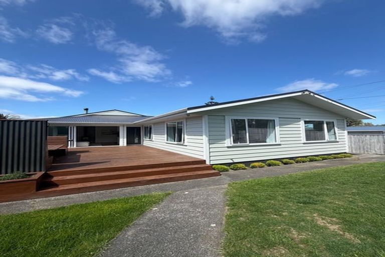 Photo of property in 151 Rawhiti Road, Pukerua Bay, Porirua, 5026