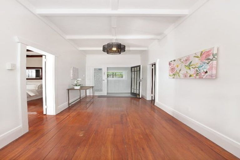 Photo of property in 12 Lunn Avenue, Mount Wellington, Auckland, 1072