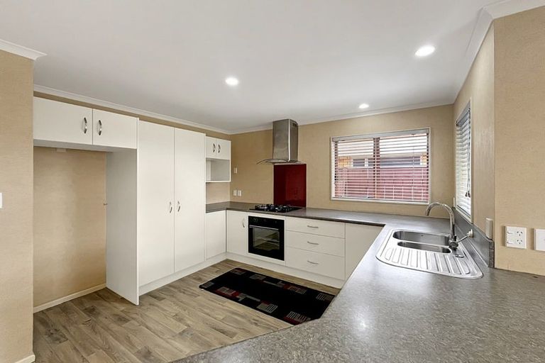 Photo of property in 53 Branigan Parade, Kelvin Grove, Palmerston North, 4414