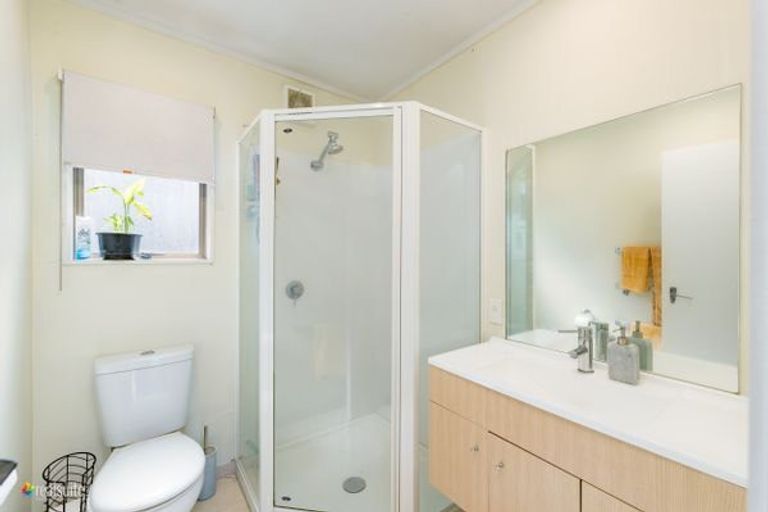 Photo of property in 18 Langwell Place, Papakowhai, Porirua, 5024