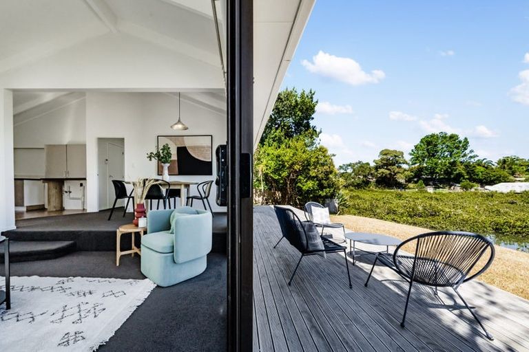 Photo of property in 1/40 Queen Mary Avenue, New Lynn, Auckland, 0600