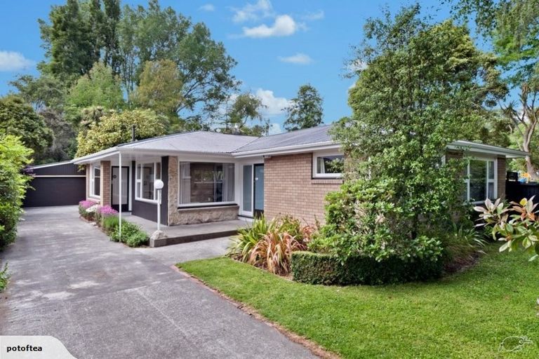 Photo of property in 13 Holliss Avenue, Cashmere, Christchurch, 8022