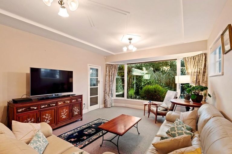 Photo of property in 110a Saint Martins Road, Saint Martins, Christchurch, 8022