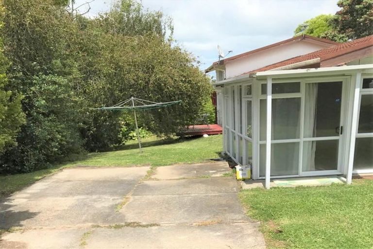 Photo of property in 2/462 Hillsborough Road, Mount Roskill, Auckland, 1041