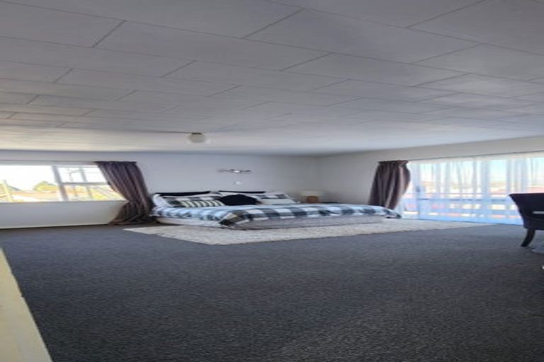 Photo of property in 607 Huia Street, Camberley, Hastings, 4120