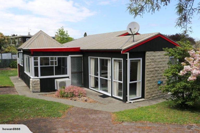 Photo of property in 36 Parkes Avenue, Saint Johns Hill, Whanganui, 4501
