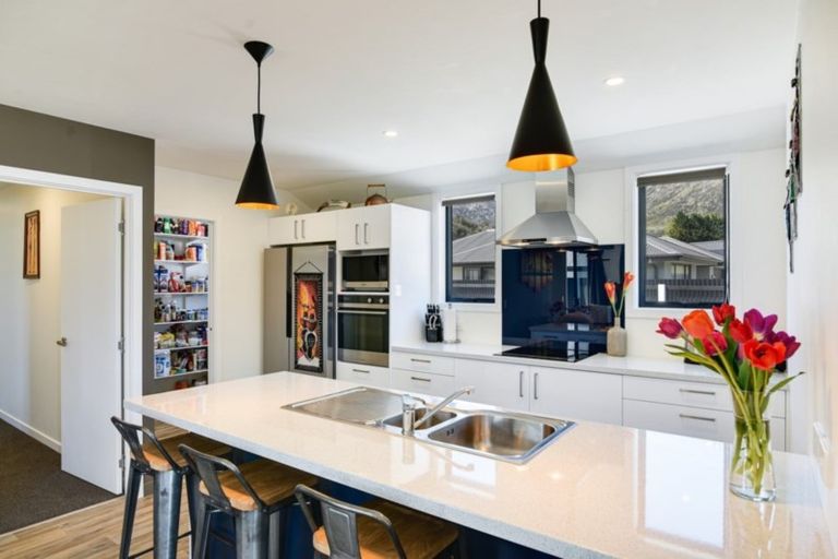 Photo of property in 92 Risinghurst Terrace, Lower Shotover, Queenstown, 9304