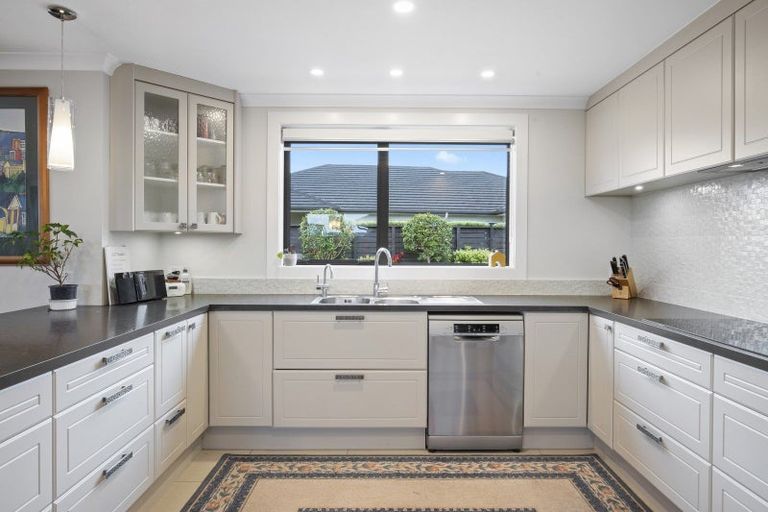 Photo of property in 22 William Andrew Road, Pukekohe, 2120